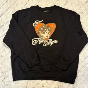 NWOT Danny Duncan 'Hot Moms' Graphic Crewneck Sweatshirt—XXL